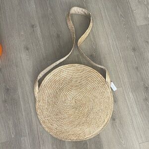 Round straw bag large size